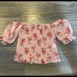 Womans Pink Crop, medium